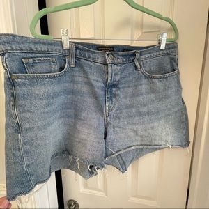 Banana Republic | Women’s Denim Cut-Off Jean Shorts | Size 34